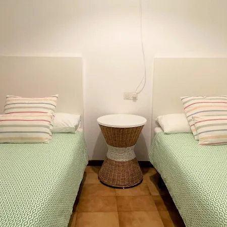 Apartmán Serinyana - Acogedor Y Centrico Apartamento Con Amplia Terraza